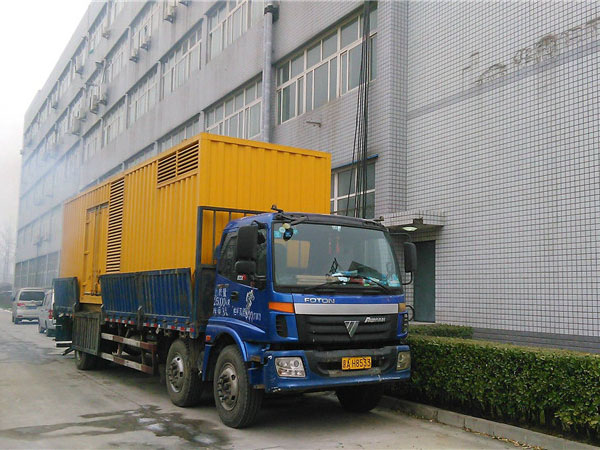 800KW发电车机组